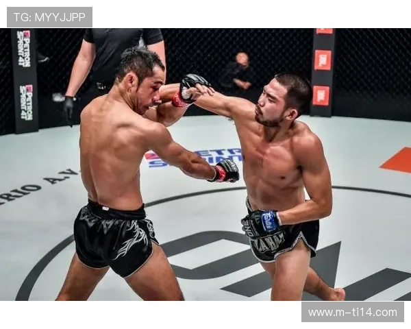 迪贝拉低扫战术奏效普拉詹猜陷苦战第四回合搂抱被裁判出示黄牌警告